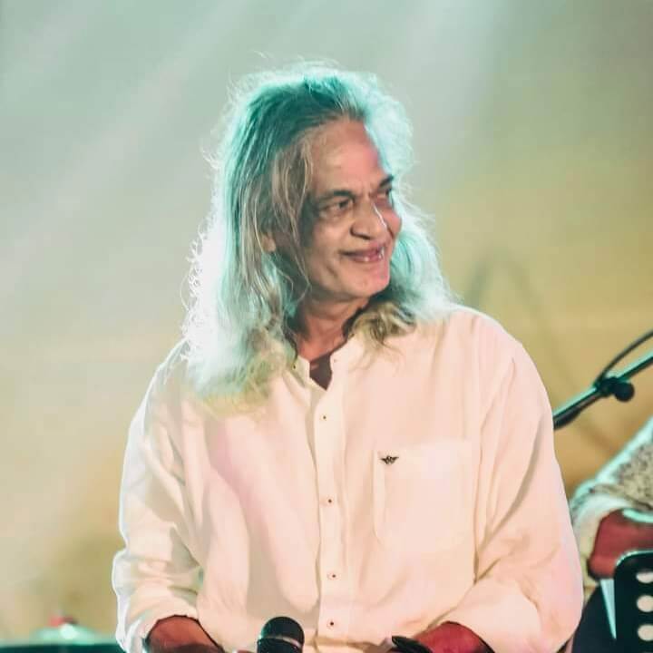 senaka,batagoda,senakabatagoda,senaka batagoda,sereenabatagoda,sereena,Sri Lanka,Folk music,Musician,Singing,Percussion,Rock,Reggae,Pop,Versatility,Vocalist,Guitarist